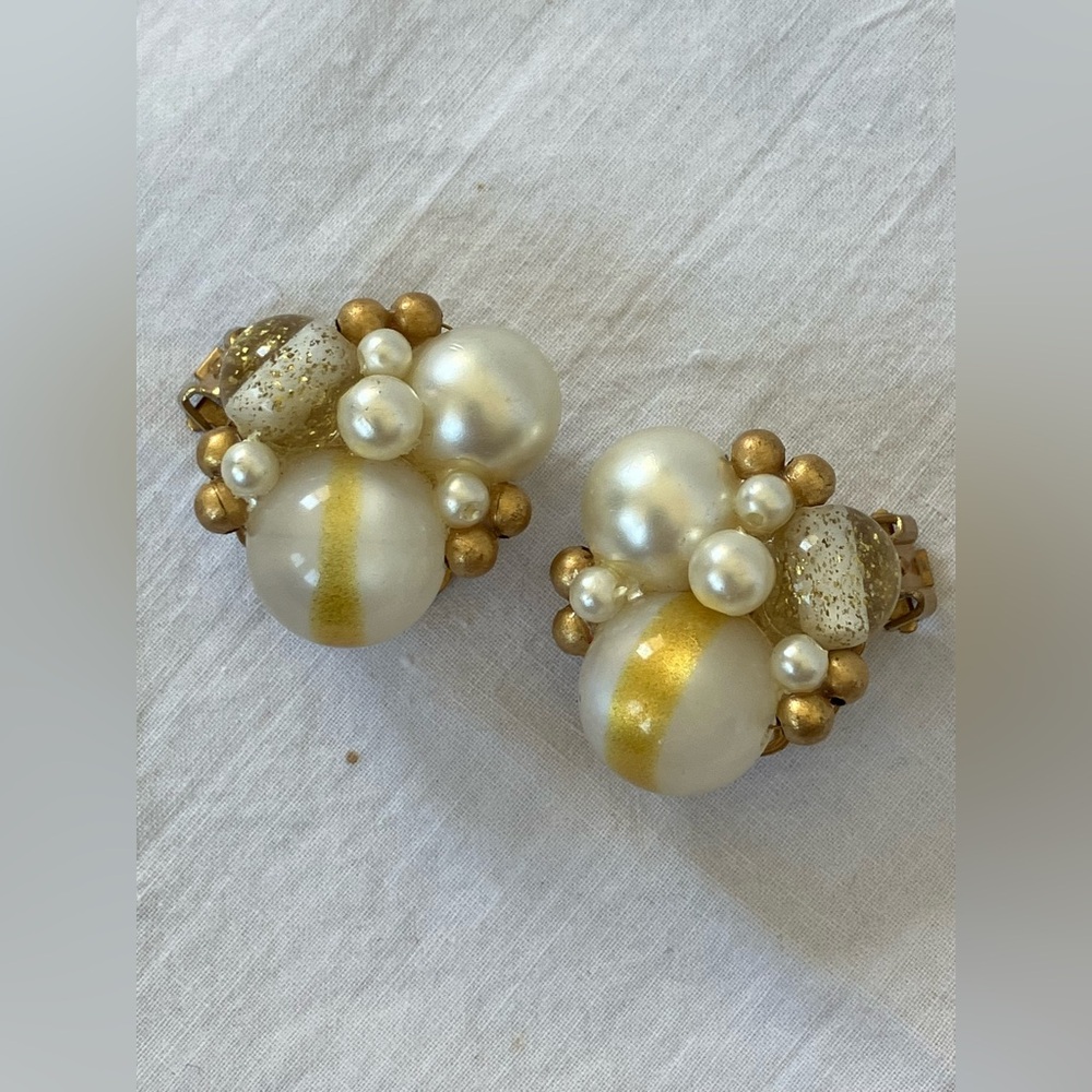 Vintage Faux Pearl Clip On Earrings